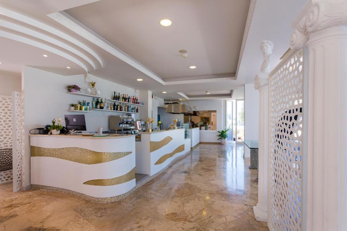 Miami Hotel 4*